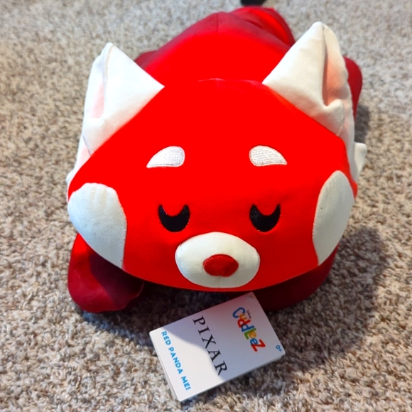 Cuddleez Red Panda Mei plush - Picture 2 of 5
